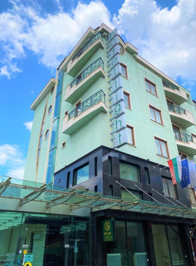 Light Hotel 3*